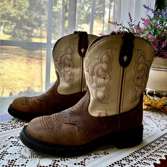 Woman’s- Sale🌹🌹Justin Gypsy Cowboy Boots 8 1/2 - Picture 2 of 7